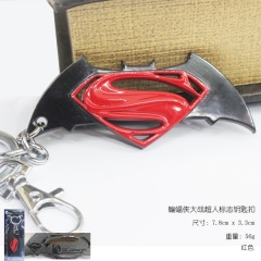 蝙蝠侠大战超人标志钥匙扣红色