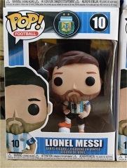 pop足球10阿根廷队梅西MESSI高约10cm重约150g，彩盒尺寸16X12X9.5cm