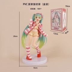 居家服初音20cm 190克